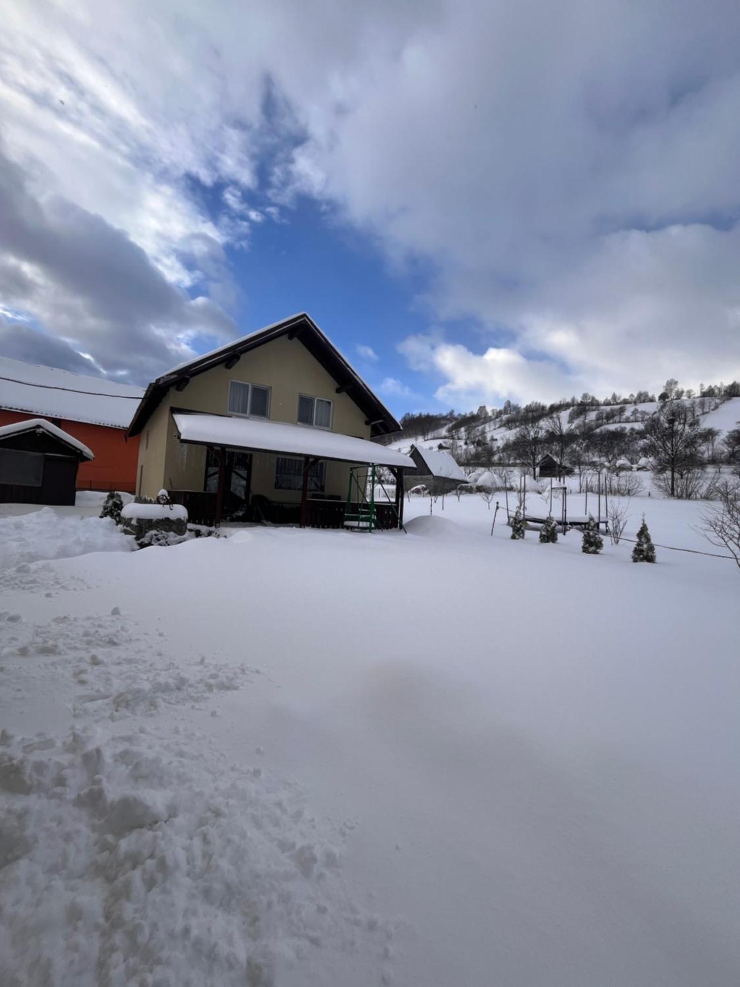 Casa In Curte La Zavate *